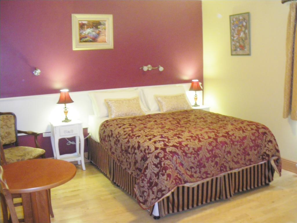 Bed and Breakfast Redwood Dunrine Номер фото