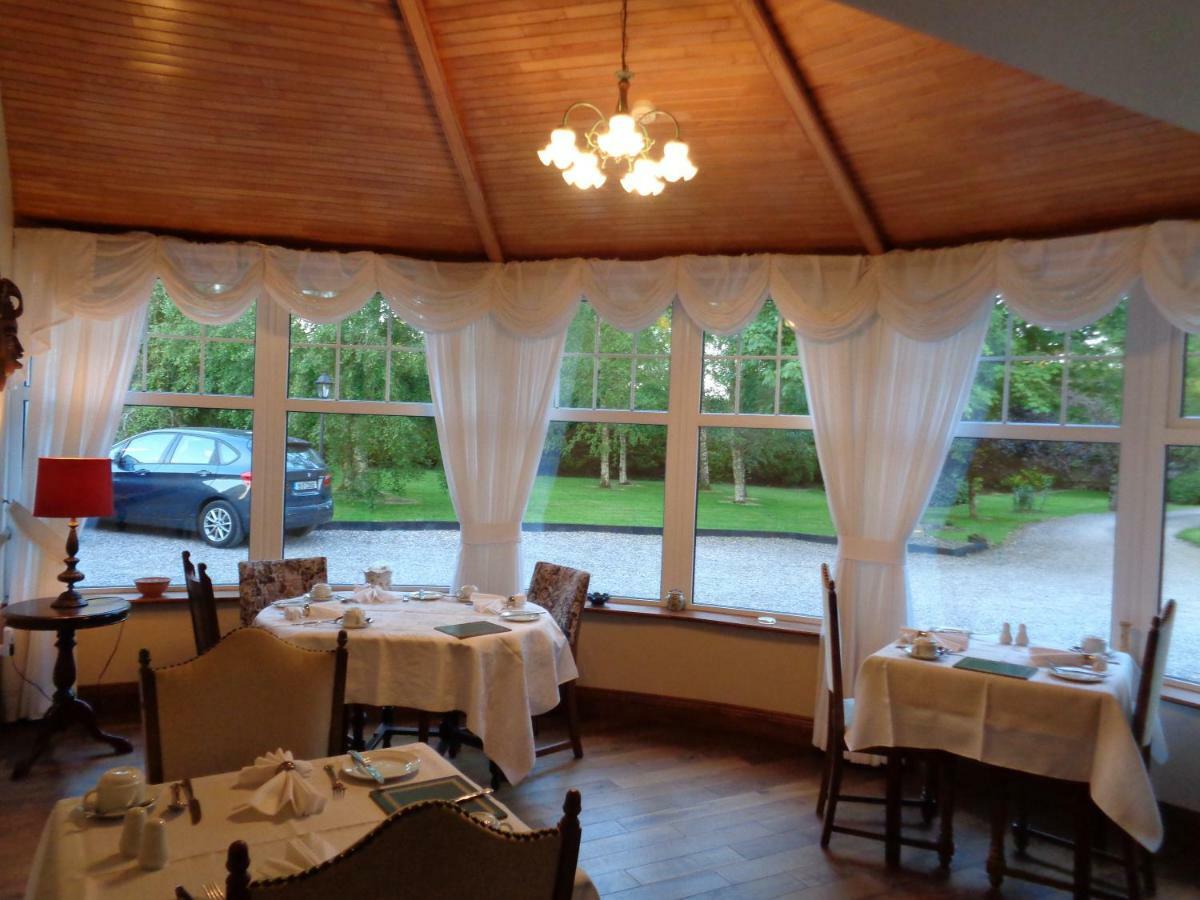 Bed and Breakfast Redwood Dunrine Экстерьер фото